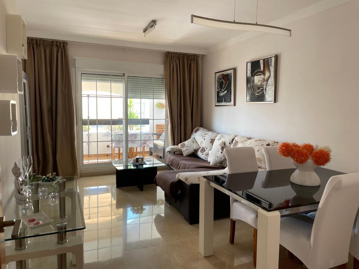 Ferienwohnung Residencial Duquesa San Luis de Sabinillas Exterior foto