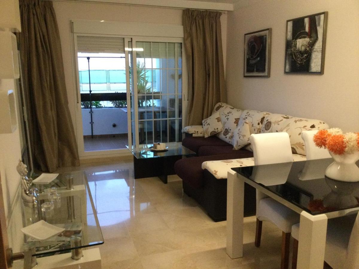 Ferienwohnung Residencial Duquesa San Luis de Sabinillas Exterior foto